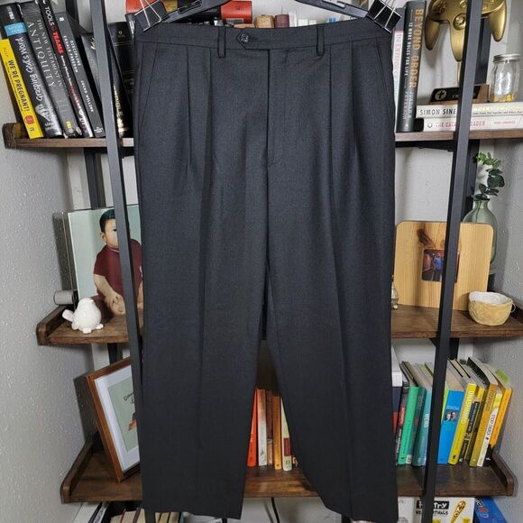 Izod Men's 2PC Sport Coat & Pant Charcoal Black Flannel Wool 40R 34x28 Pleated - Picture 15 of 16